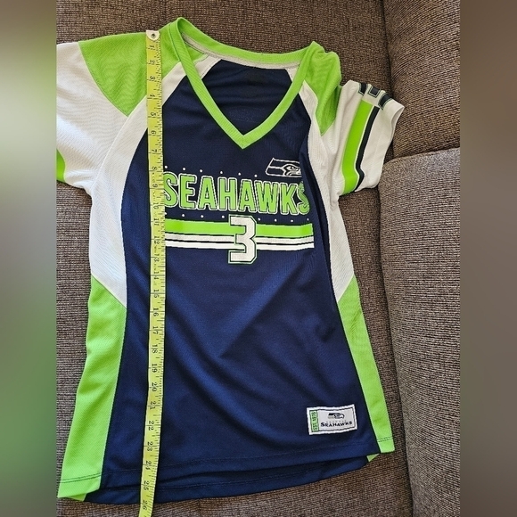 SEATTLE Seahawks Decorative Wilson Jersey Size M - Picture 8 of 8